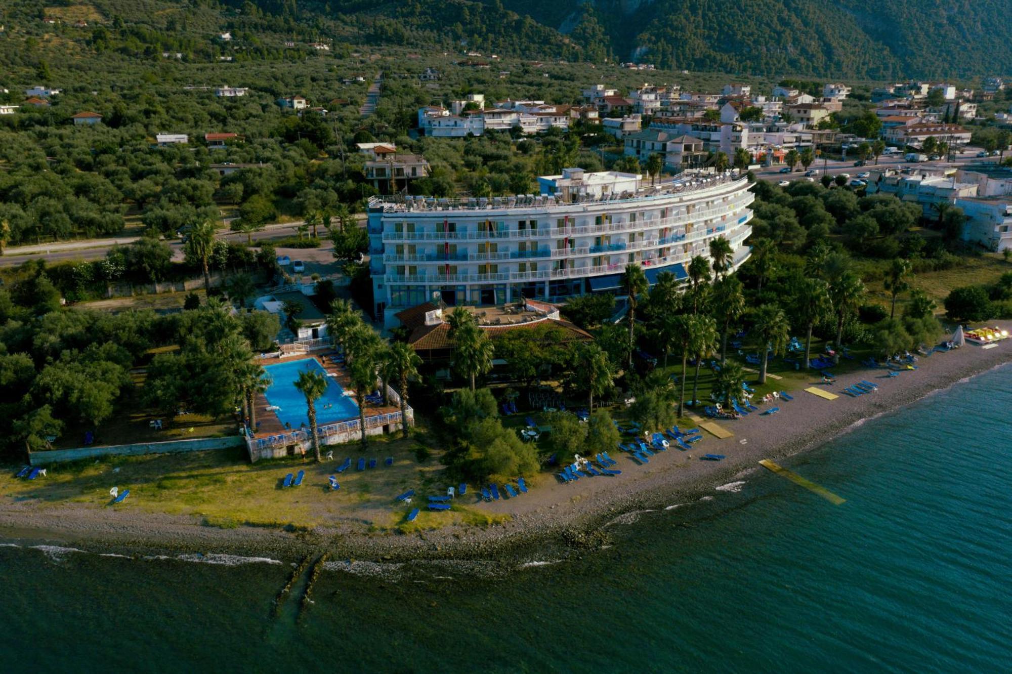 Hotel Sissy Kamena Vourla Buitenkant foto